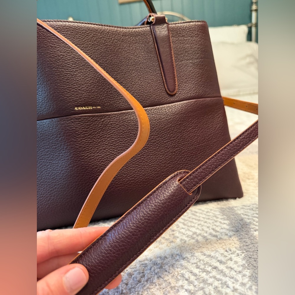 Coach leather bag - Picture 11 of 11